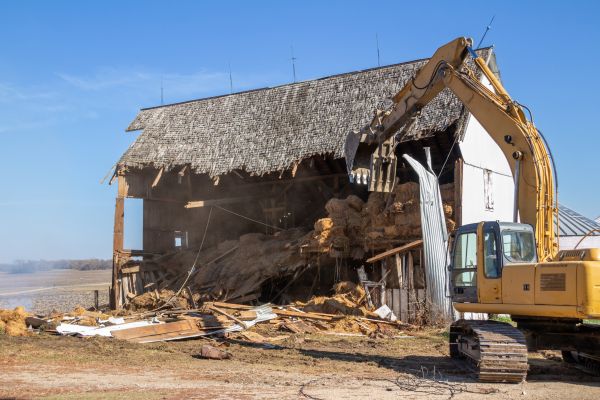 Barn Demolition in Post Falls