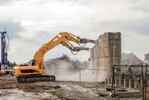 Silo Demolition in Post Falls